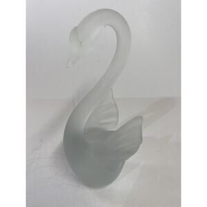 Vintage Midcentury Satin Glass Swan 5 3/4 inch MCM Bird Figurine Paperweight